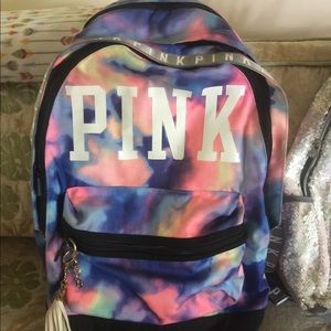 PINK VS BACKPACK